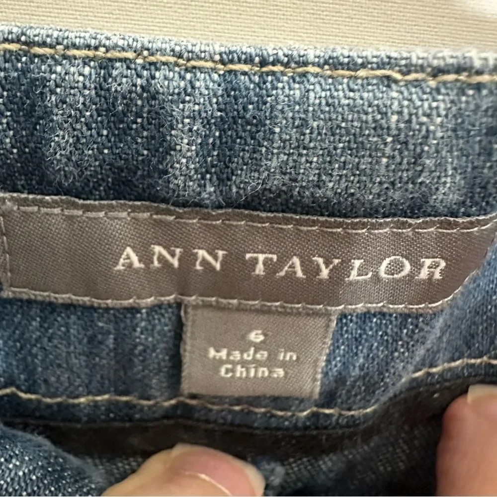 Ann Taylor‎ size 6 skirt